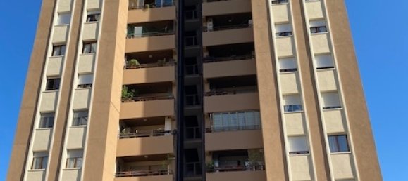 4 rooms Apartment in Rome, Italy No. 151715 2