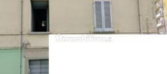 Apartamento de 2 dormitorios en Sondrio, Italy No. 290425 3
