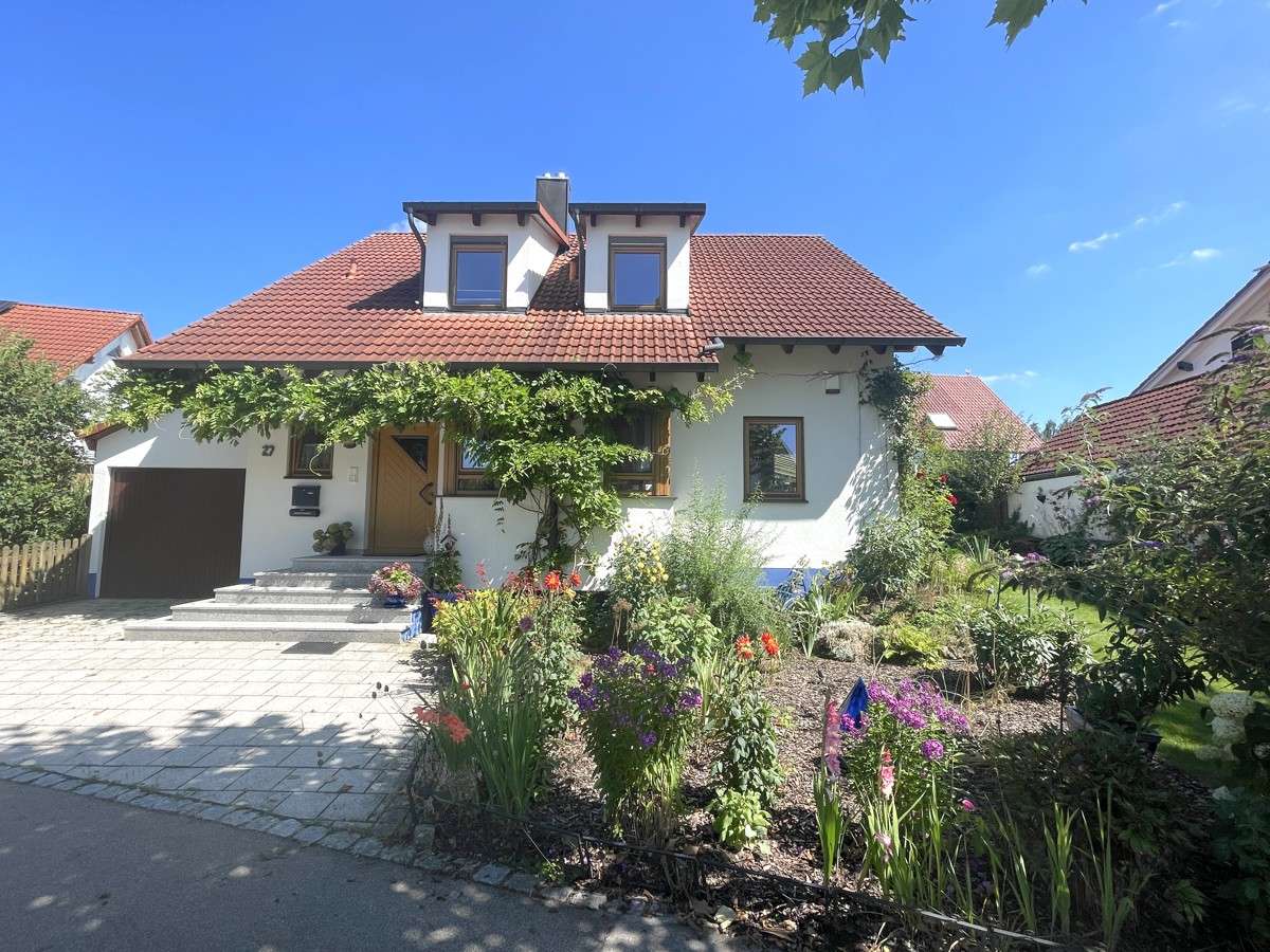 4 bedrooms House in Neu-Ulm, Germany No. 220076