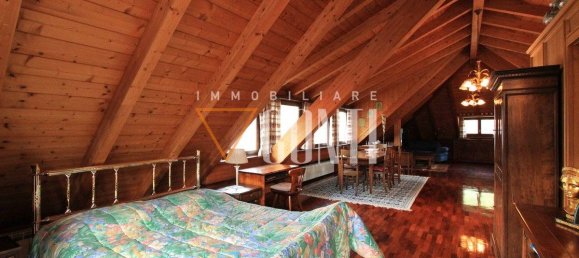 Villa de 3 dormitorios en Porto Ceresio, Italy No. 340660 22