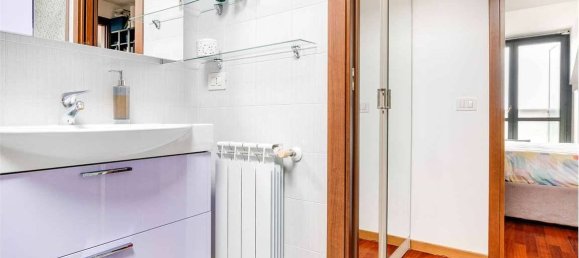 1 bedroom Apartment in Rho, Italy No. 265813 9