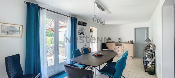 5 bedrooms House in Nouzilly, France No. 266340 6