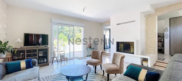 5 bedrooms House in Nouzilly, France No. 266340 5