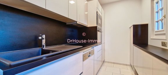 5 bedrooms House in Les Alluets-le-Roi, France No. 165680 2