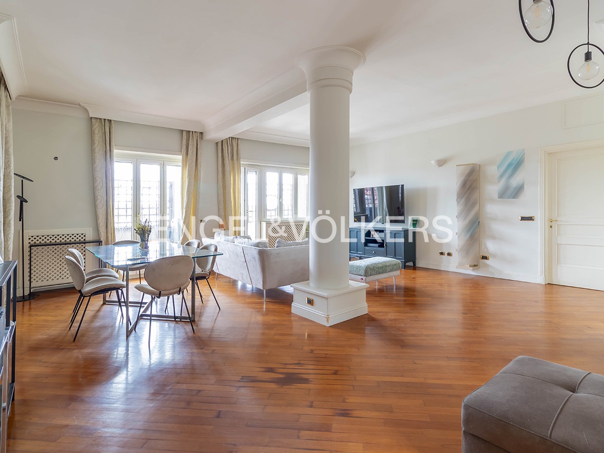 4 bedrooms Penthouse in Rome, Italy No. 47014