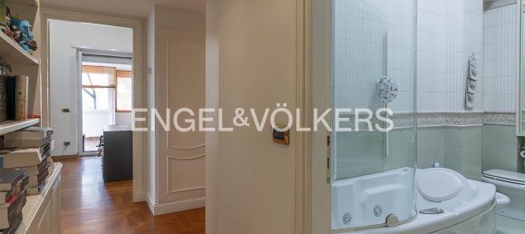 4 bedrooms Penthouse in Rome, Italy No. 47014 7