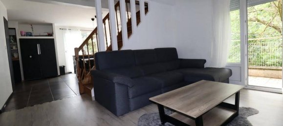 3 غرف نوم منزل في La Ricamarie, France رقم 355798 2