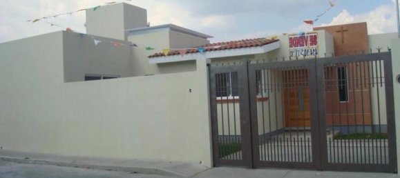3 bedrooms House in Queretaro, Mexico No. 166522 2