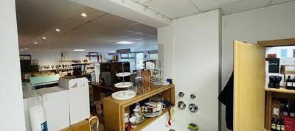 2 rooms Commercial property in Baden-Baden, Germany No. 283701 4
