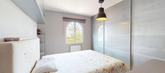 5 bedrooms Villa in Alicante, Spain No. 190477 16