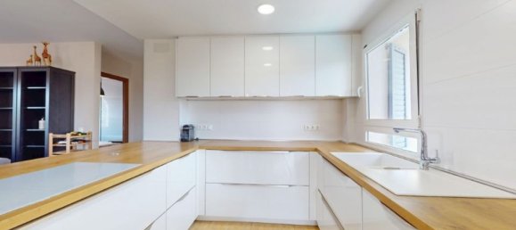 5 bedrooms Villa in Alicante, Spain No. 190477 10