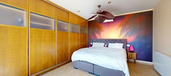 5 bedrooms Villa in Alicante, Spain No. 190477 24