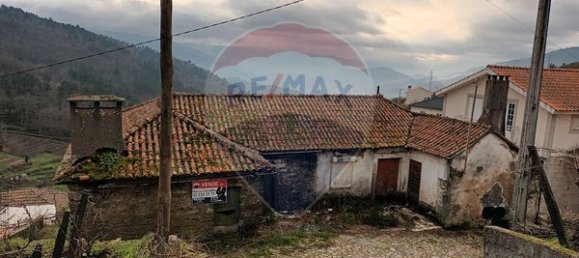 2 bedrooms House in Peso da Regua, Portugal No. 159515 2