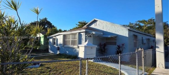 3 dormitorios villa en venta en Miami, Miami-Dade, Florida, USA № 615540 15