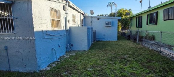 3 dormitorios villa en venta en Miami, Miami-Dade, Florida, USA № 615540 4