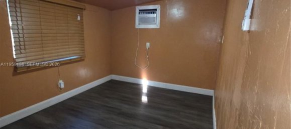 3 dormitorios villa en venta en Miami, Miami-Dade, Florida, USA № 615540 7