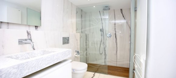 Adosado de 5 dormitorios en Marbella, Spain No. 119420 2