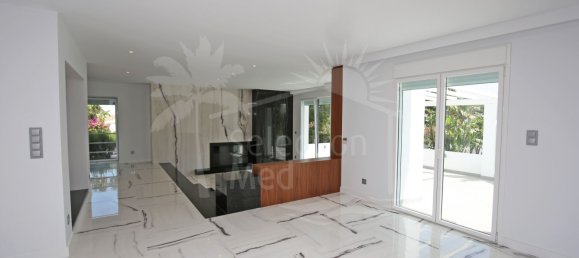 Adosado de 5 dormitorios en Marbella, Spain No. 119420 20