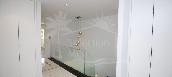 Adosado de 5 dormitorios en Marbella, Spain No. 119420 57