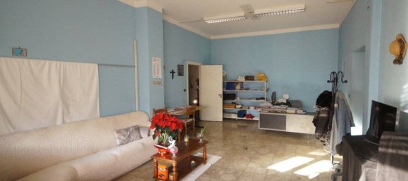 3 rooms Warehouse in Turin, Italy No. 212107 9