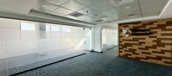 Oficina en Dubai, UAE 179.6 m² No. 107409 9