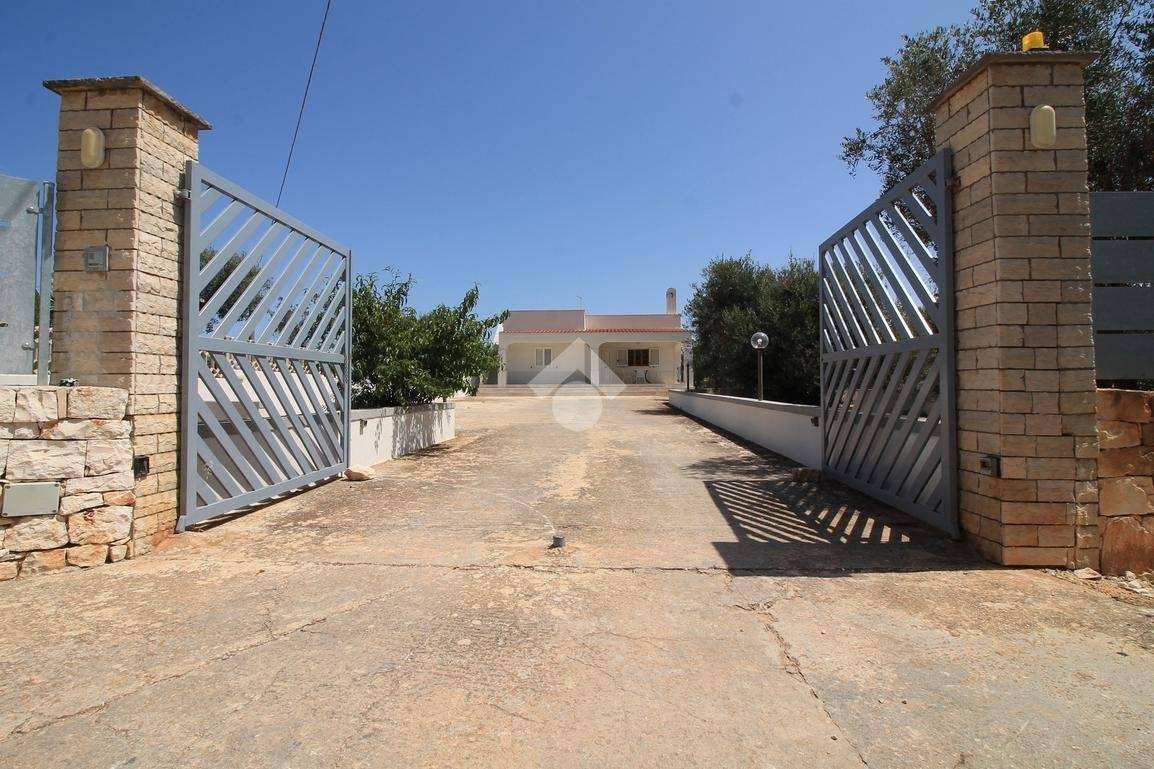 2 bedrooms Villa in Ostuni, Italy No. 263761
