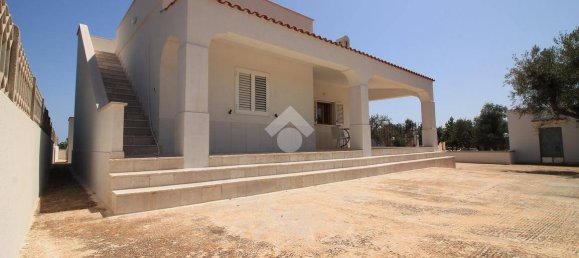 2 bedrooms Villa in Ostuni, Italy No. 263761 3