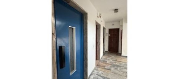 Apartamento T4 em Faro, Portugal N.º 150111 2