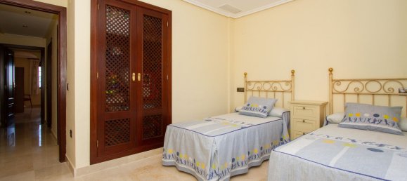 3 Schlafzimmer Wohnung in Marbella, Spain, Nr. 33035 23