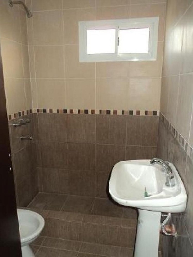 Casa de 2 dormitorios en Mar del Plata, Argentina No. 71099