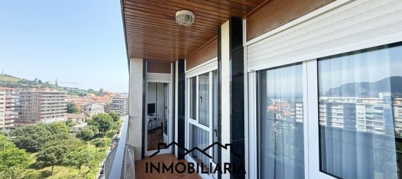 5 bedrooms Apartment in Laredo, Spain No. 153754 8