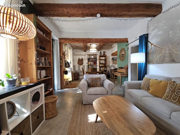 3 bedrooms House in Uzes, France No. 279202