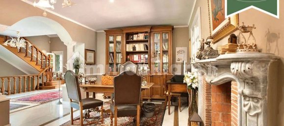 7 bedrooms Villa in Rome, Italy No. 60030 17