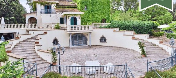 7 bedrooms Villa in Rome, Italy No. 60030 2