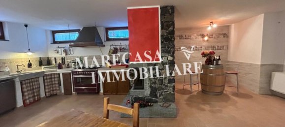 4 bedrooms House in Castelnuovo Magra, Italy No. 94417 27