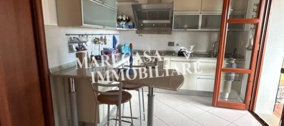 4 bedrooms House in Castelnuovo Magra, Italy No. 94417 15