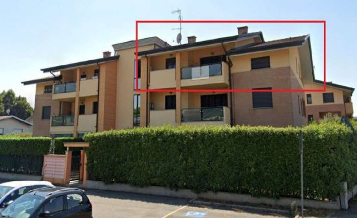 3غرفة شقة في Caronno Pertusella, Italy رقم 1636