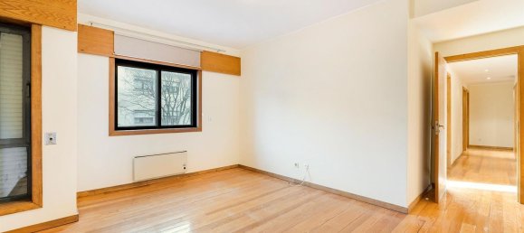 4 chambres Appartement à Porto, Portugal No. 144605 16