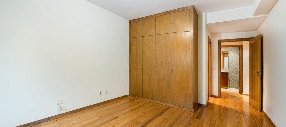 4 chambres Appartement à Porto, Portugal No. 144605 20