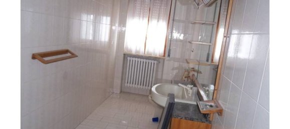 Квартира с 5 комнатами в Потенца, Италия № 255134 6