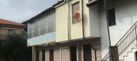 6غرفة شقة في Buscate, Italy رقم 15994 2