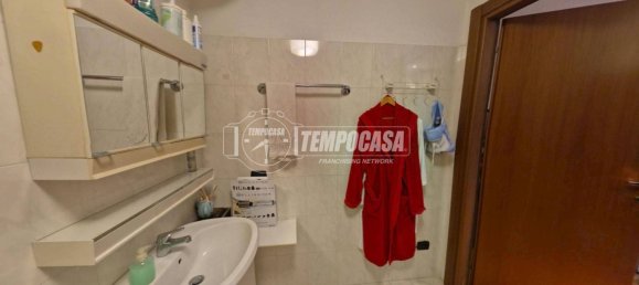 1 bedroom Apartment in Milan, Italy No. 250390 9