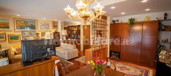 2 غرف نوم شقة في Monza, Italy رقم 259320 4