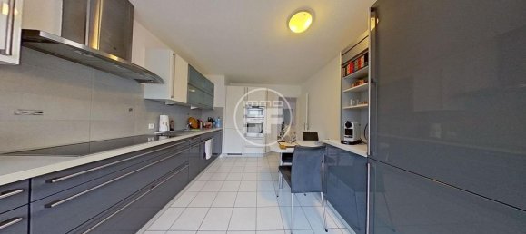 Apartamento de 4 dormitorios en Saint-Louis, France No. 214402 16