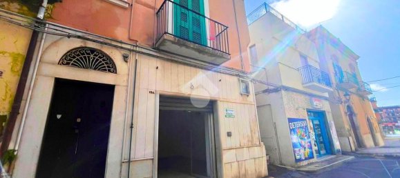 1-salle Entrepôt à San Severo, Italy No. 81693 20