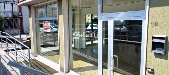 Propiedad comercial en Mori, Italy 310 m² No. 150317 11