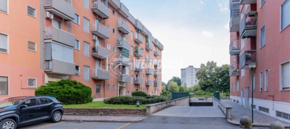 1 bedroom Apartment in Milan, Italy No. 262041 24