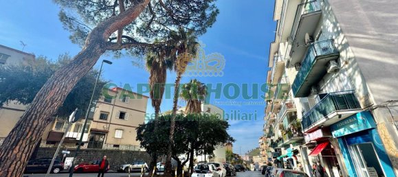 1 room Garage in Naples, Italy No. 79130 2