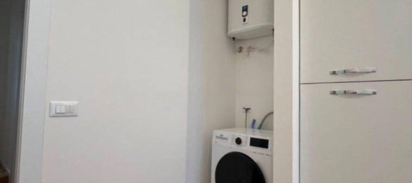 3 rooms Apartment in Milan, Italy No. 244469 10