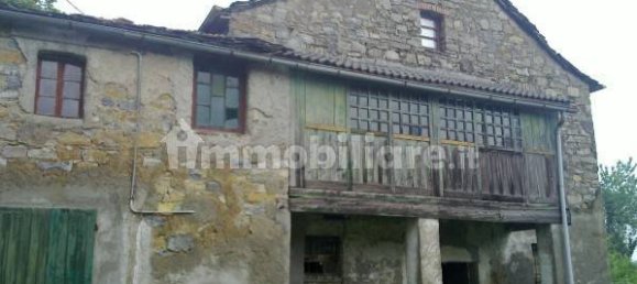 Дом с 6 спальнями в Берчето, Италия № 25387 3